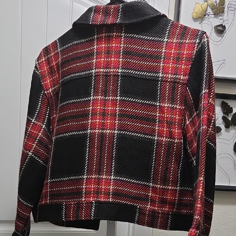 Velvet by Graham & Spencer Red & Black Plaid Cropped Jacket - Picture 5 of 7